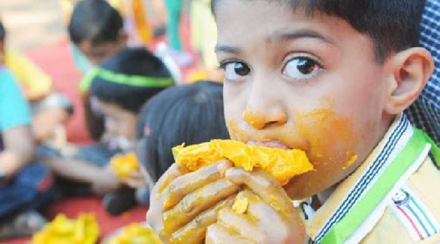 Link to Mango man (आम के आम)